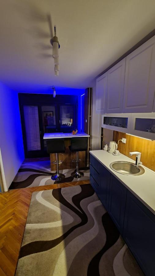 Apartamento Kingston Pirot Exterior foto