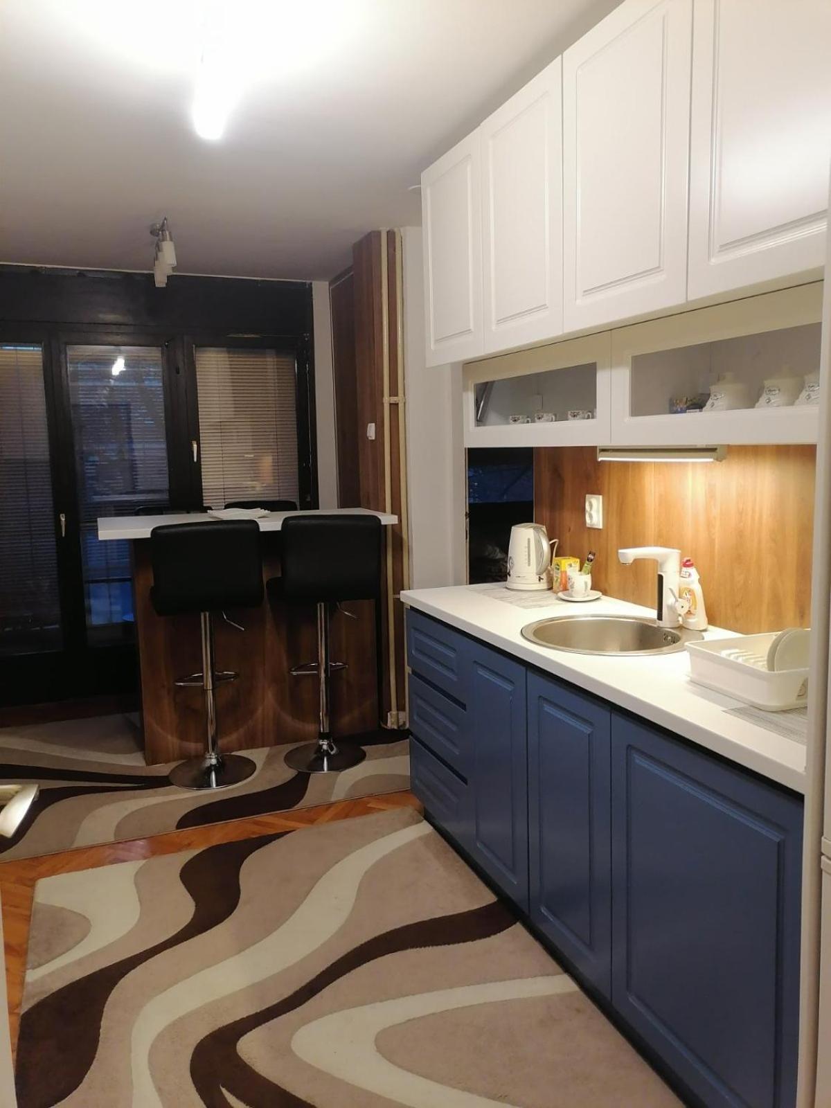 Apartamento Kingston Pirot Exterior foto